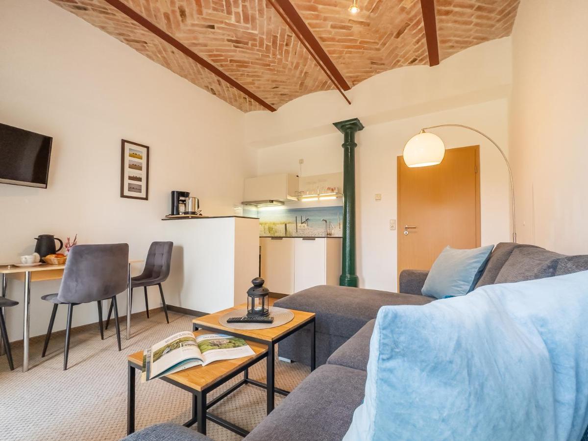 Gut Vorwerk Apartment Sagard Exterior photo