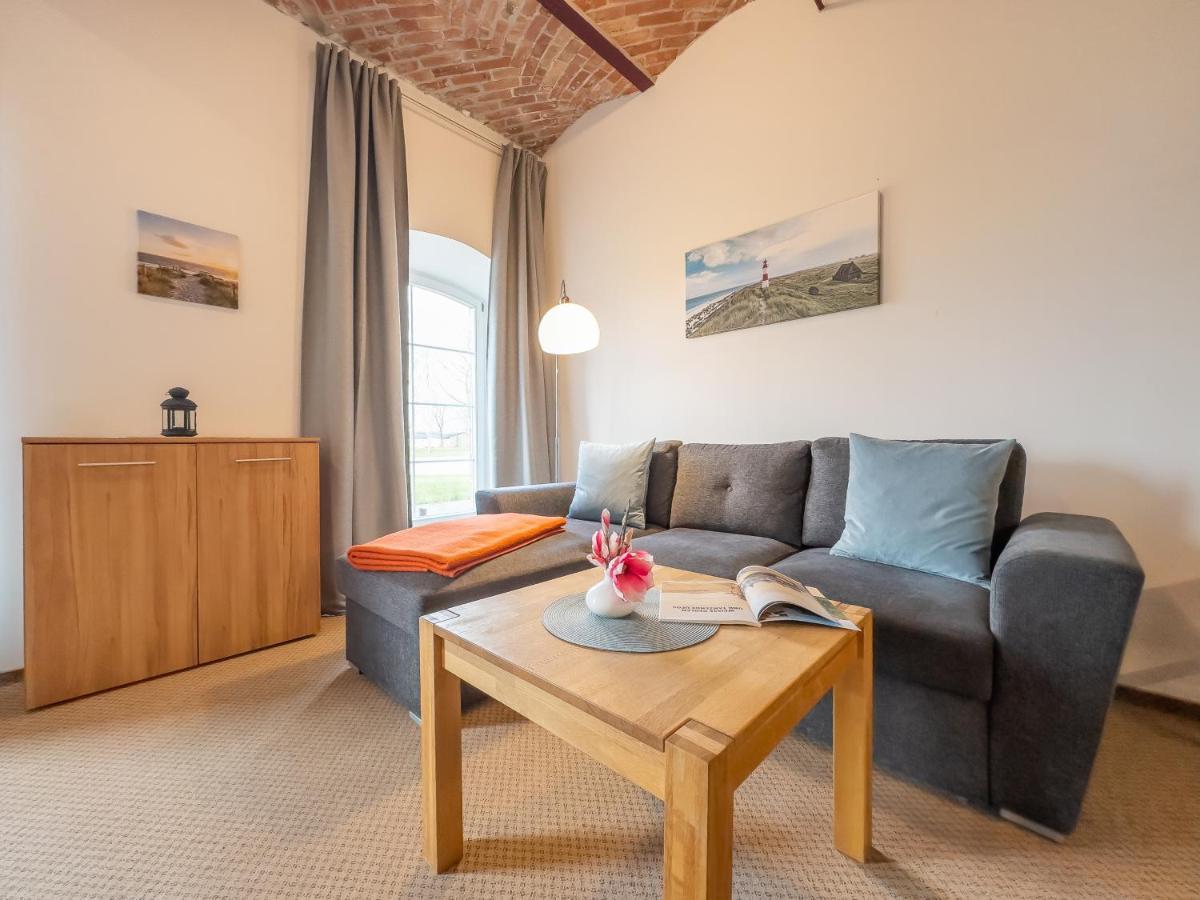 Gut Vorwerk Apartment Sagard Exterior photo