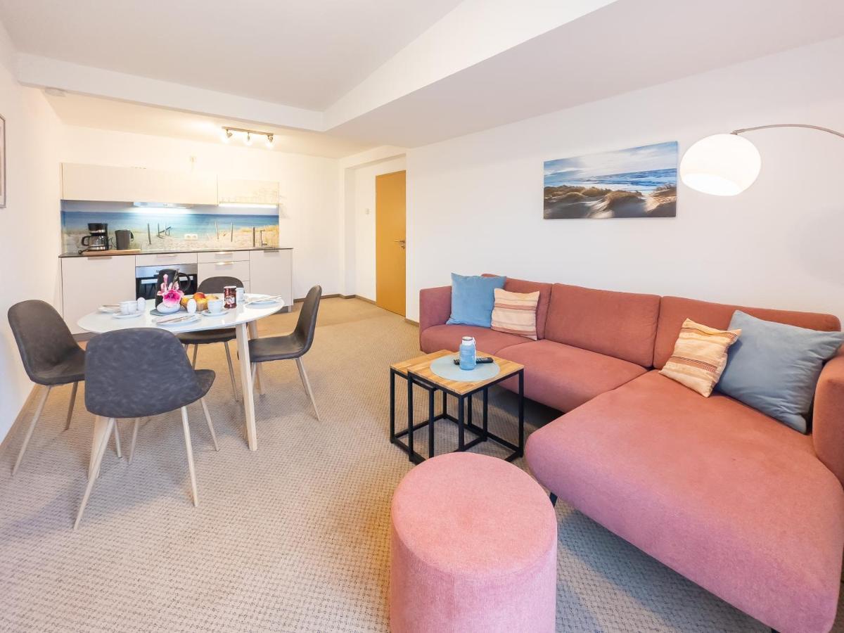 Gut Vorwerk Apartment Sagard Exterior photo