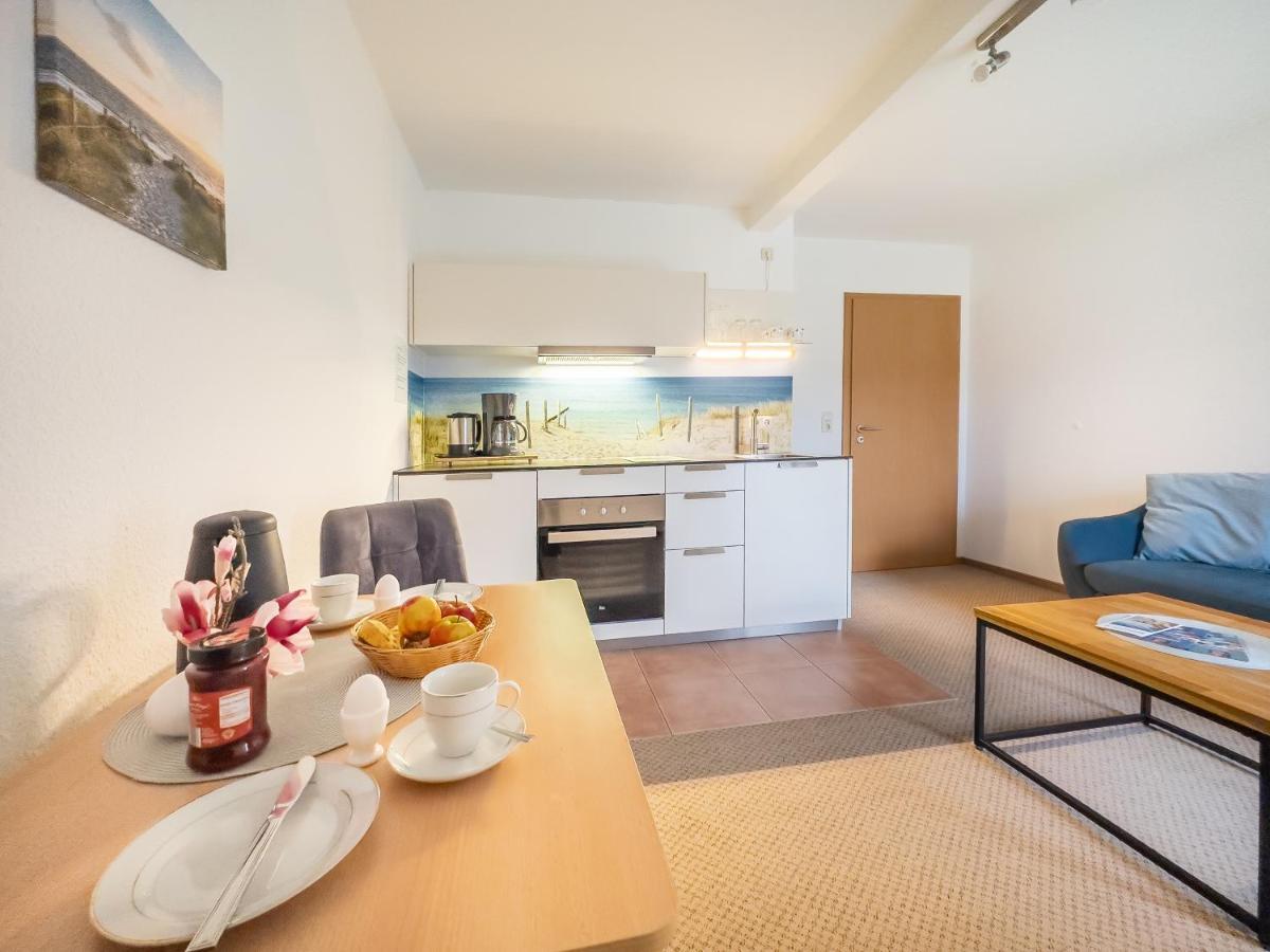 Gut Vorwerk Apartment Sagard Exterior photo